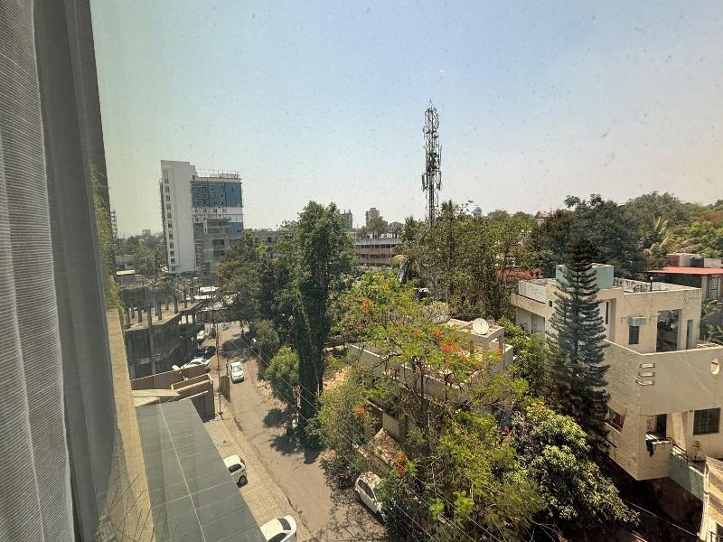 Courtyard By Marriott Nashik image