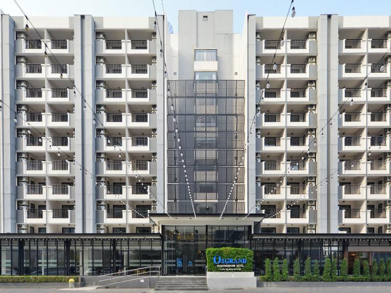 O2 Luxury Hotel image