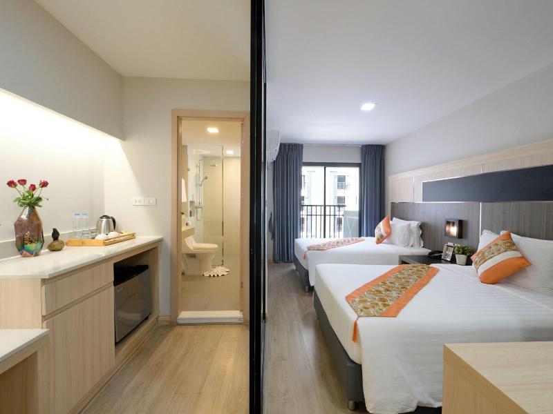 O2 Luxury Hotel image