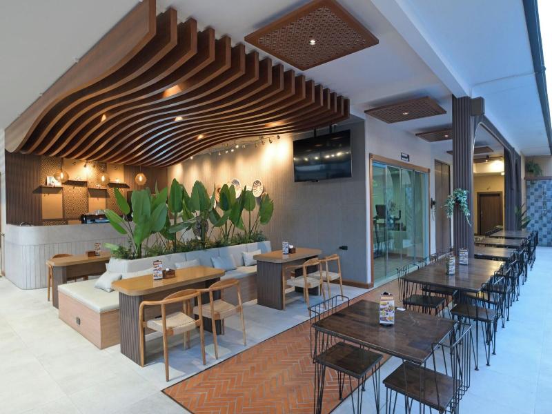O2 Luxury Hotel image