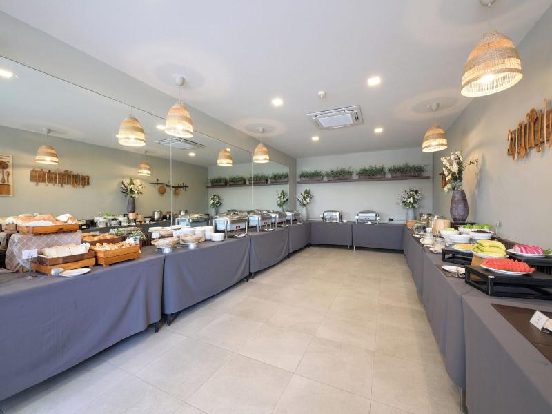 O2 Luxury Hotel image