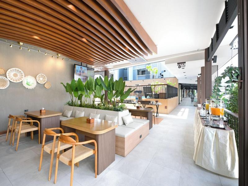O2 Luxury Hotel image