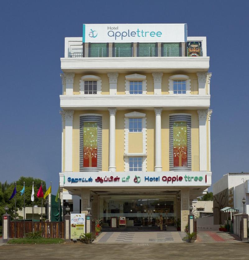 Hotel Applettree — general view