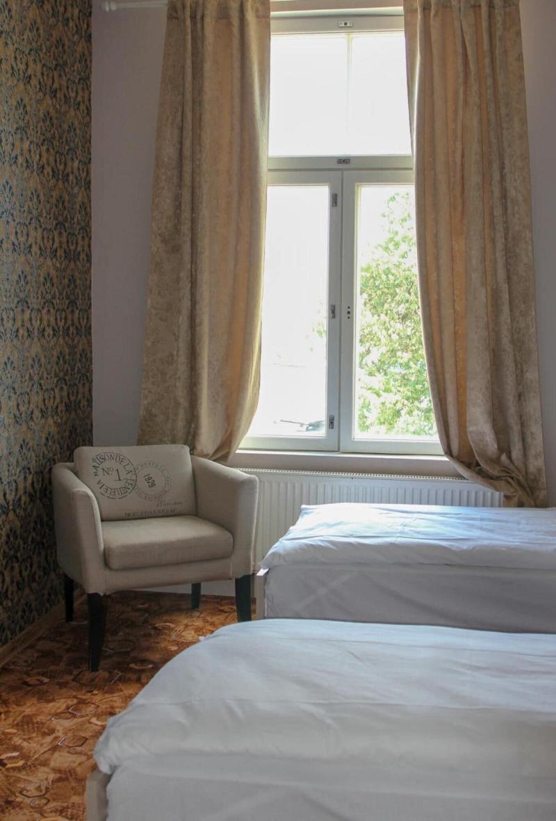 Villa Kadriorg Hostel image