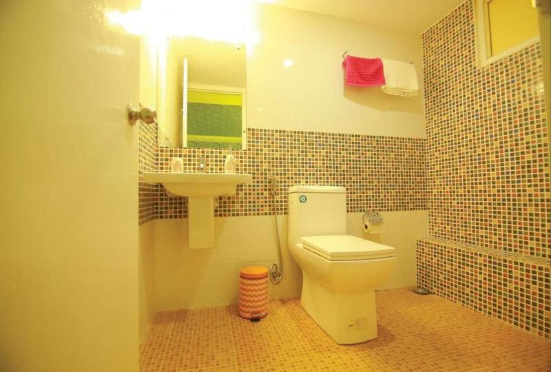 Indiavacationz Houseboat image