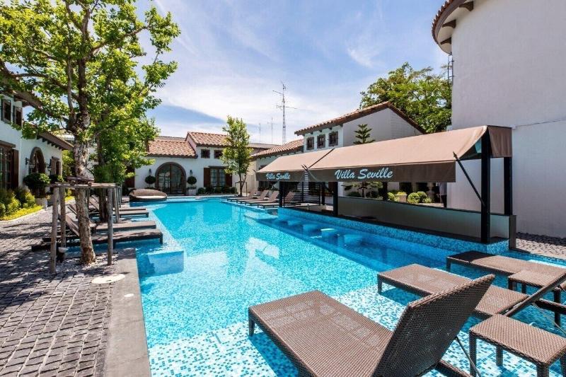 Villa Seville image