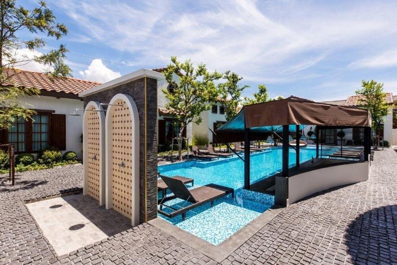 Villa Seville image