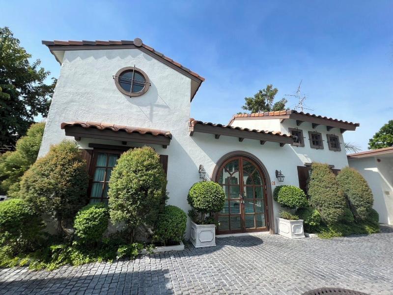 Villa Seville image