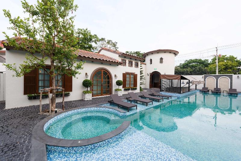 Villa Seville image