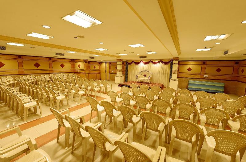 Hotel Mayas image