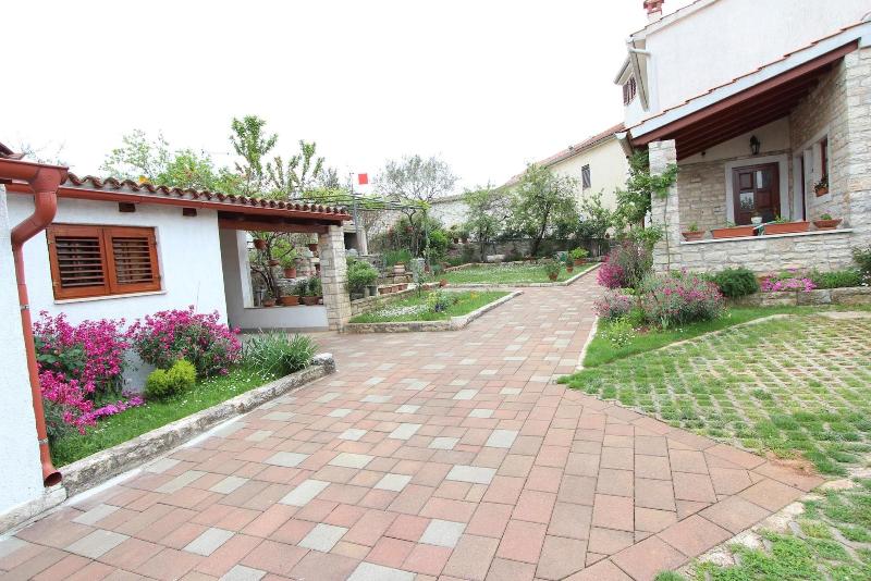 Apartments Liliana image
