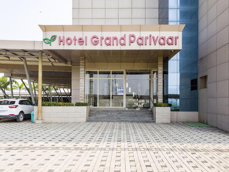 Hotel Grand Parivaar