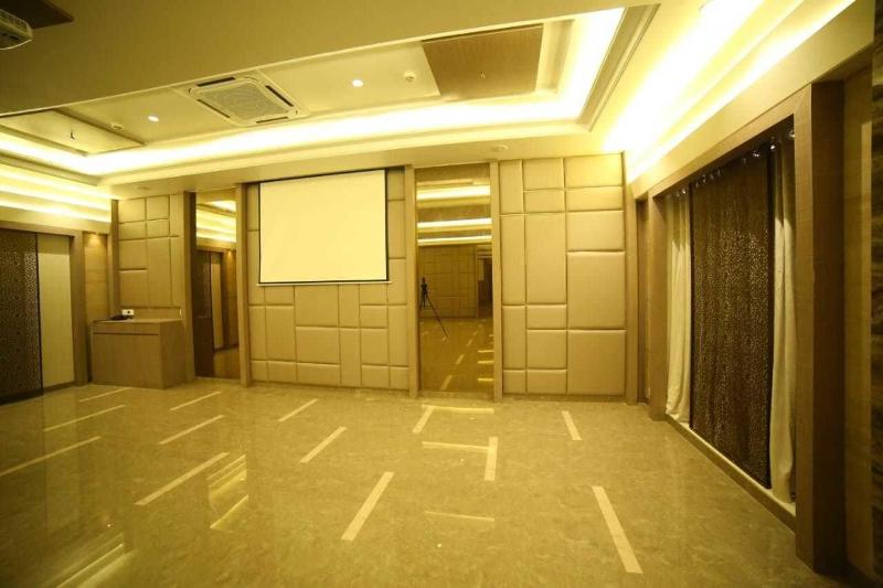 Hotel Grand Parivaar — photo 56