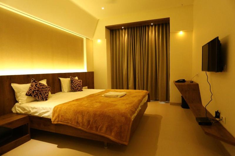 Hotel Grand Parivaar — photo 62