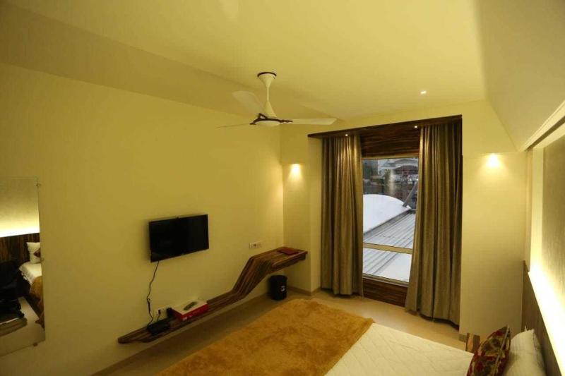 Hotel Grand Parivaar — photo 14