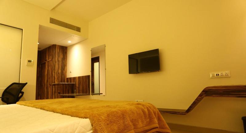 Hotel Grand Parivaar — photo 34