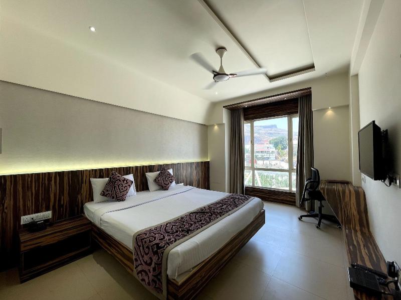 Hotel Grand Parivaar — photo 30
