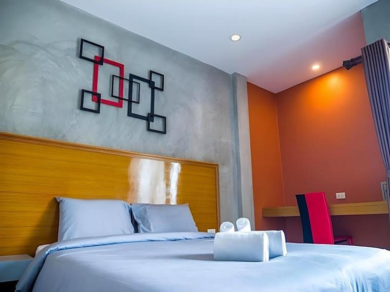 B3 Hotel