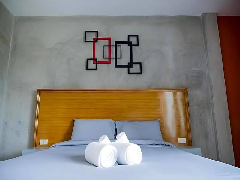 B3 Hotel