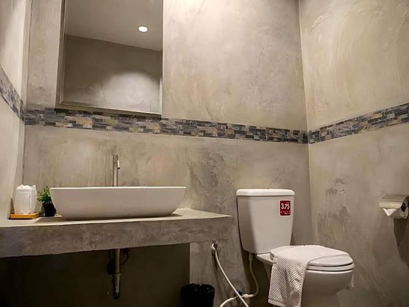 B3 Hotel