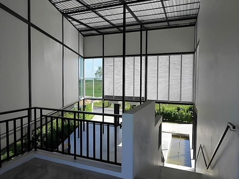 B3 Hotel