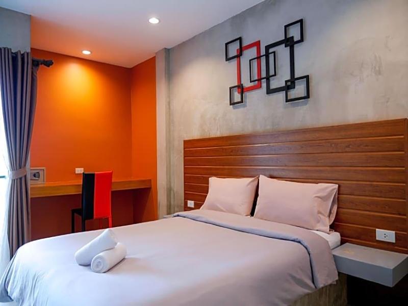 B3 Hotel
