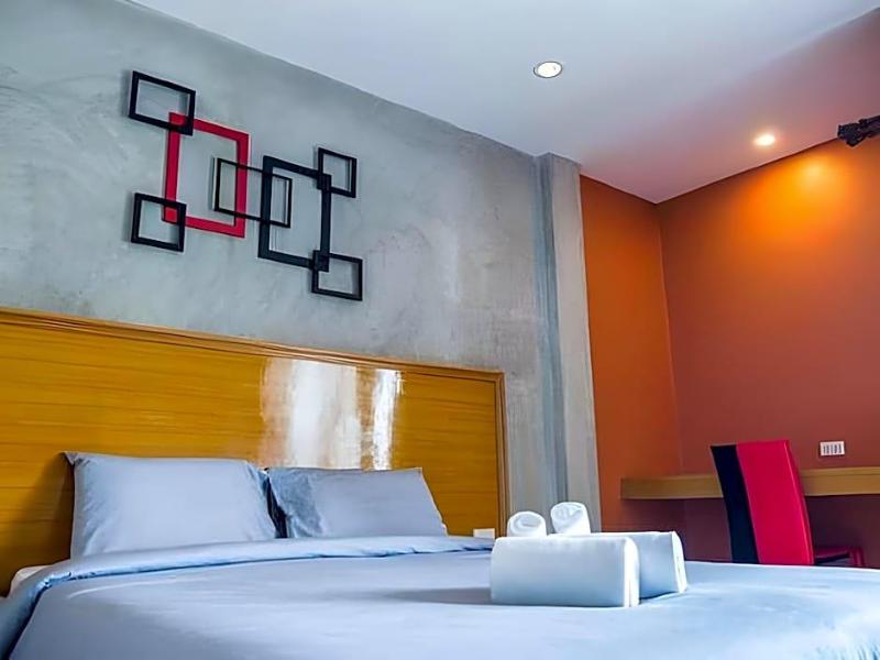 B3 Hotel