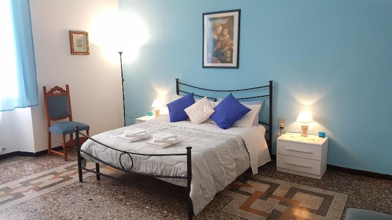 Royal Suite image