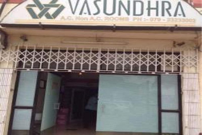 Hotel Vasundra image