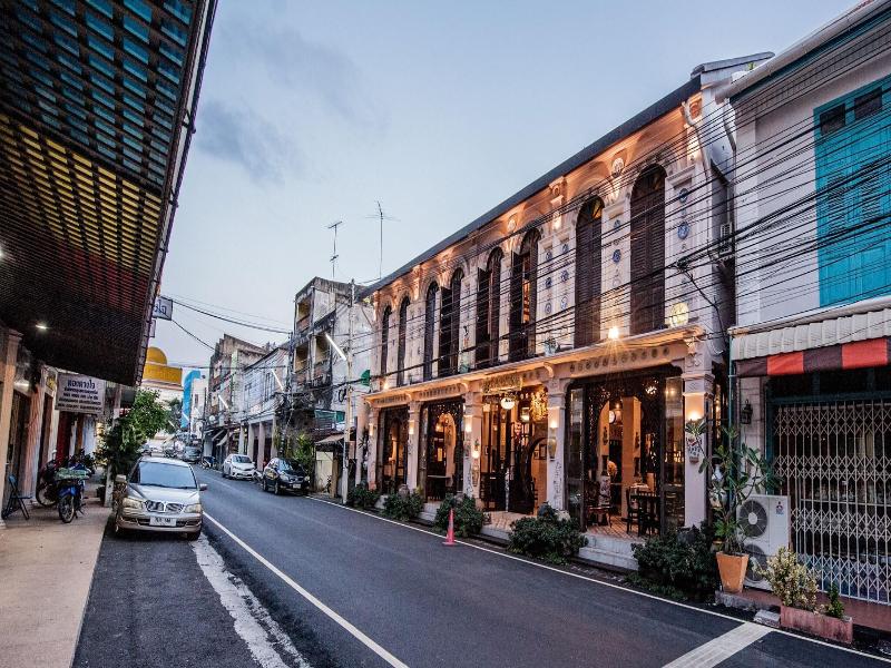 Songkhla Tae Raek Antique Hotel