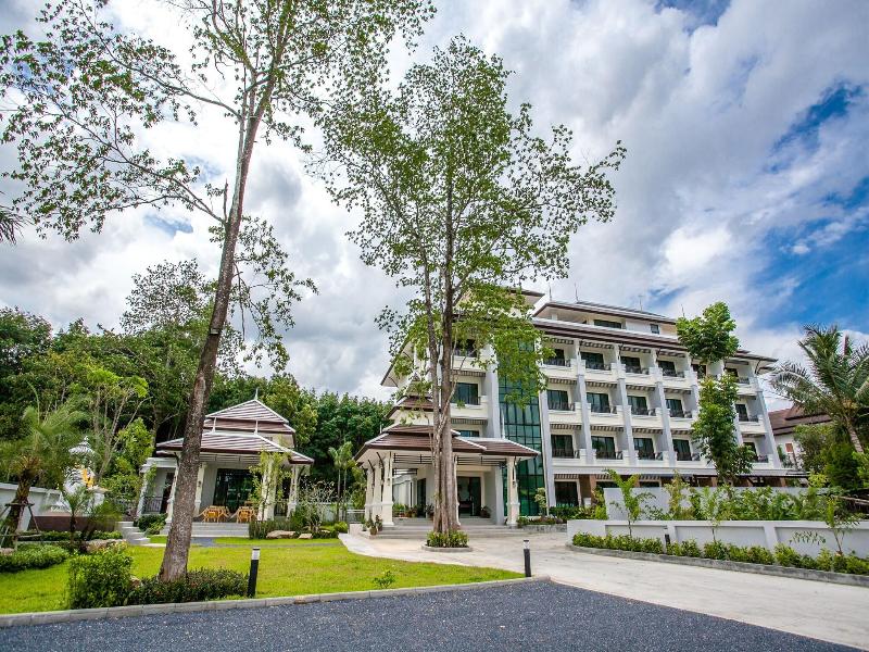 Wanarom Residence Hotel image