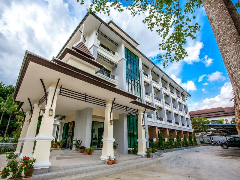 Wanarom Residence Hotel image