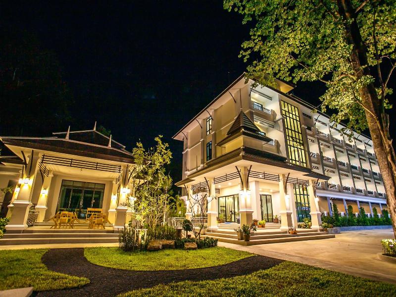 Wanarom Residence Hotel image