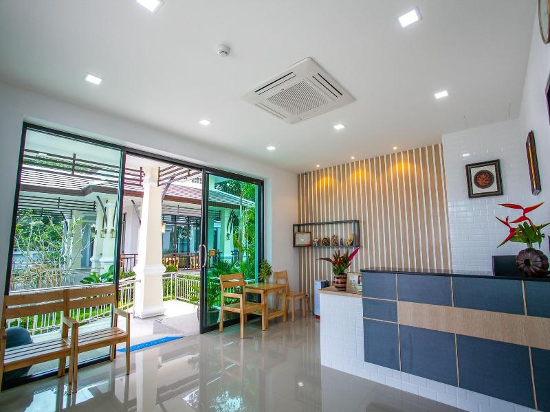 Wanarom Residence Hotel image