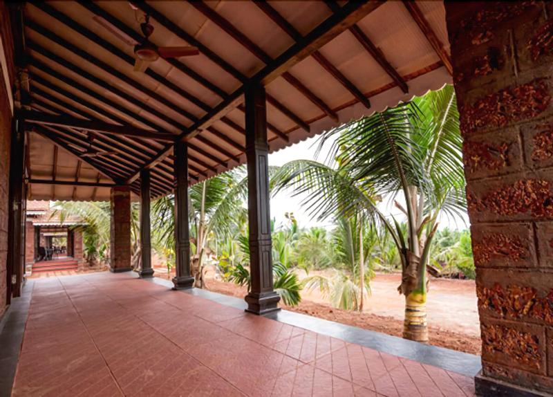 Beachfront Villas image