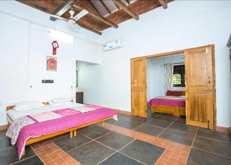 Beachfront Villas image