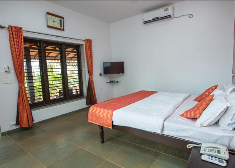 Beachfront Villas image