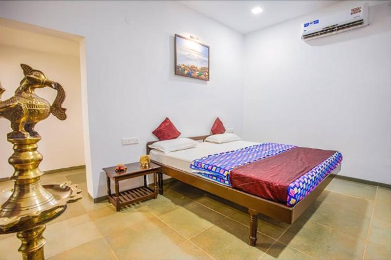Beachfront Villas image