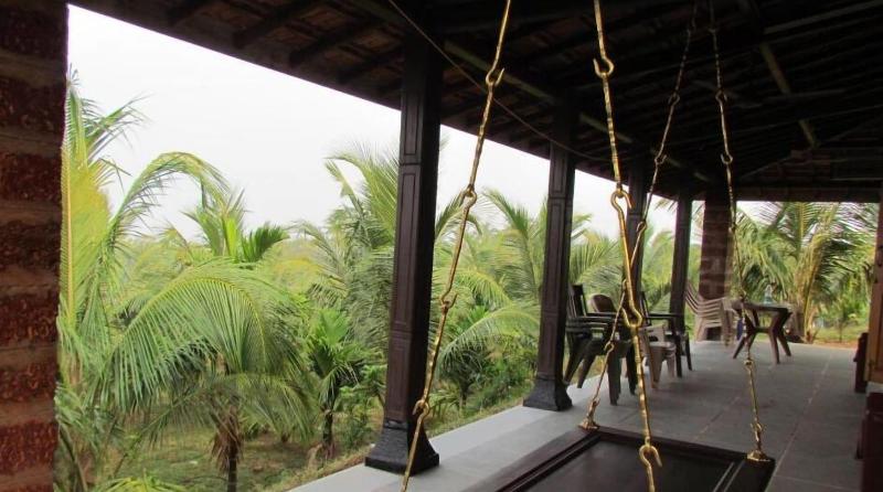 Beachfront Villas image