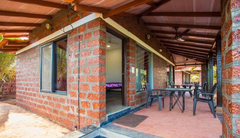 Beachfront Villas image
