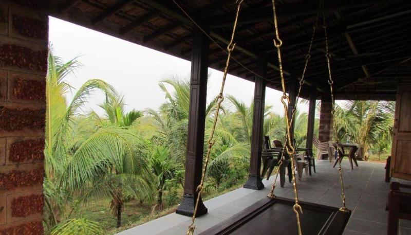 Beachfront Villas image