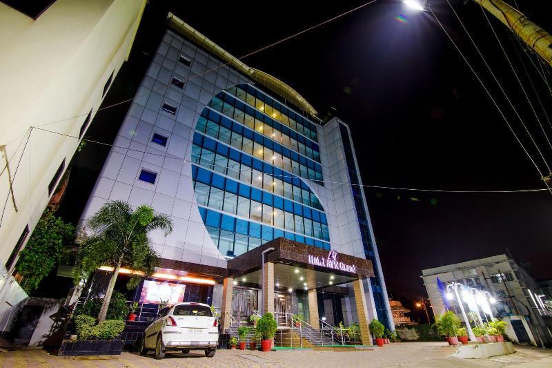 Hotel Avn Grand image