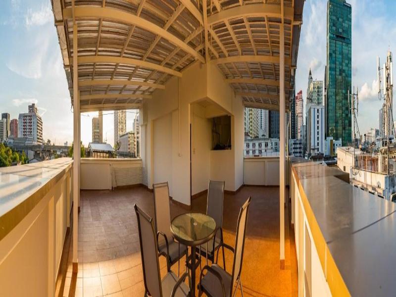 P18 Hotel image
