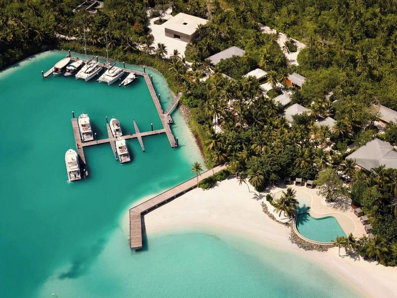 The Ritz-Carlton Maldives, Fari Islands image