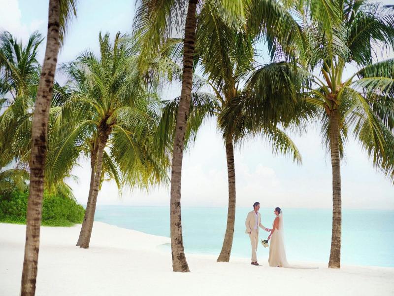 The Ritz-Carlton Maldives, Fari Islands image