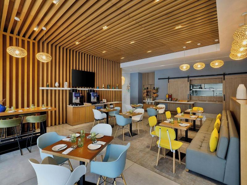Element Al Jaddaf, Dubai image