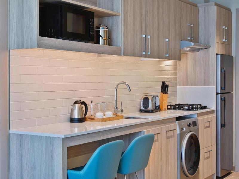 Element Al Jaddaf, Dubai image