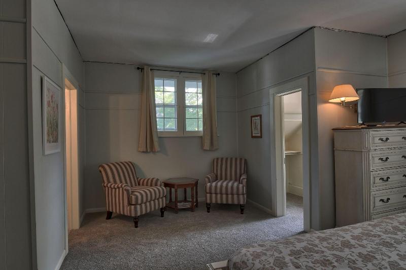 Charlevoix House image