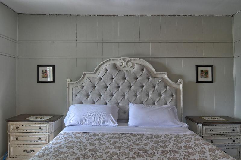 Charlevoix House image