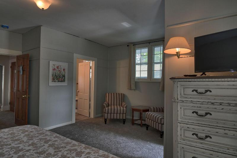 Charlevoix House image
